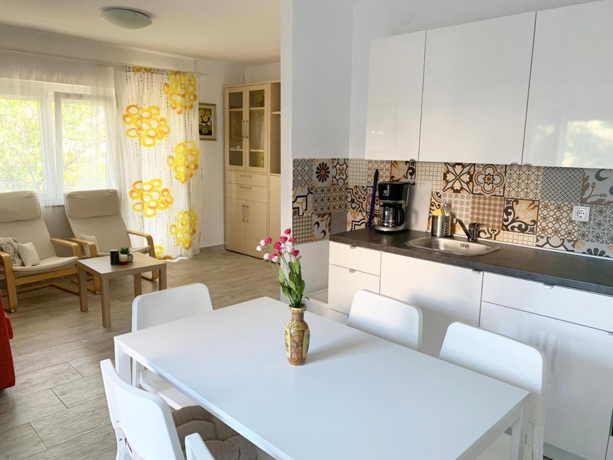 Apartment Gardenview - New! Крк Экстерьер фото